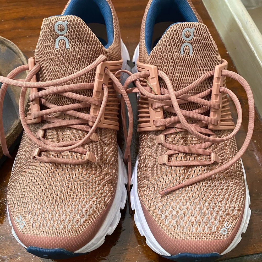 On Running Women’s running shoe